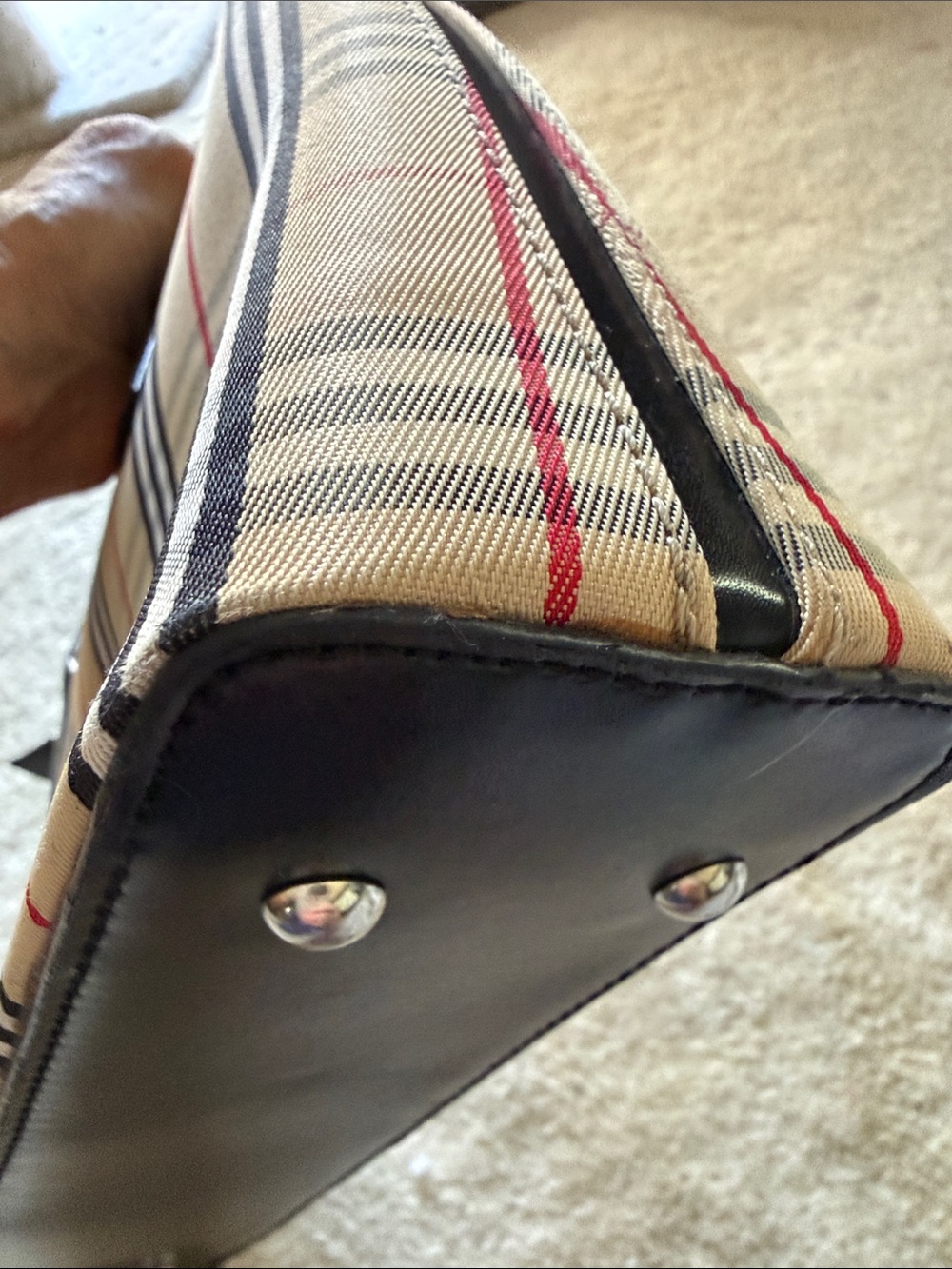 Classic Plaid Tote Shoulder Bag in Beige and Black - Picture 6 of 14